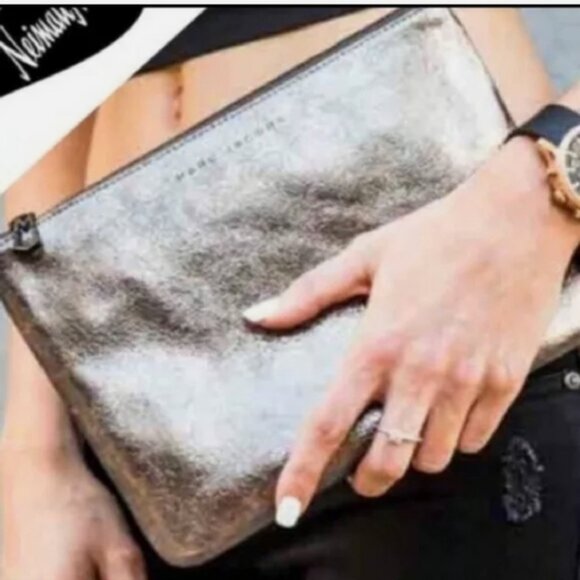 Target x Neiman Marcus x Marc Jacobs Pouch - Picture 2 of 7